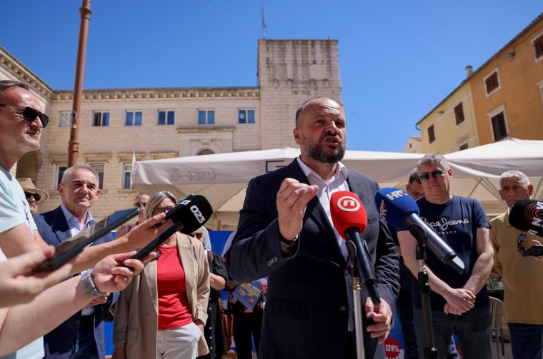 Zadar: Konferencija za medije povodom zajedničke kampanje SDP-a i Možemo! “Plenkovićeva inflacija“