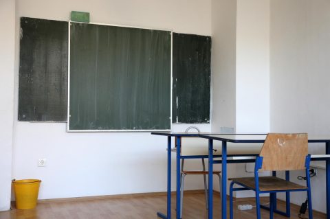 Sutra jednodnevni štrajk u školama i na fakultetima (arhiva) Sutra jednodnevni štrajk u školama i na fakultetima (arhiva)