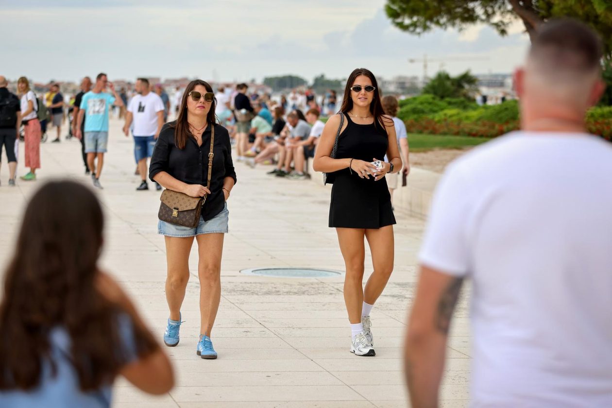 Subotnje prijepodne u gradu Zadru Subotnje prijepodne u gradu Zadru