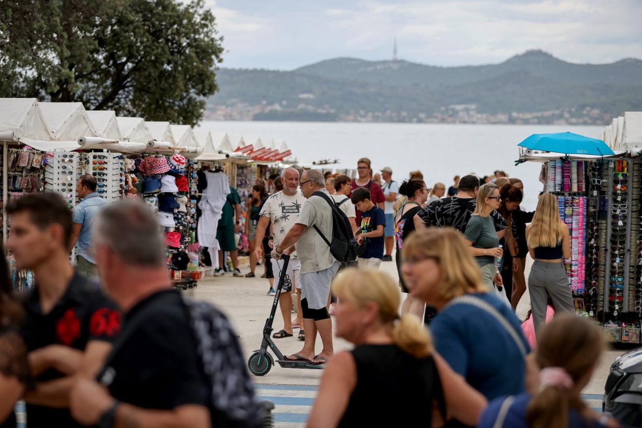 Subotnje prijepodne u gradu Zadru Subotnje prijepodne u gradu Zadru