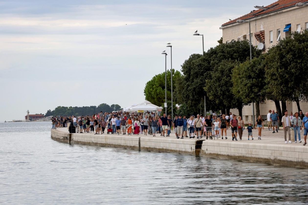 Subotnje prijepodne u gradu Zadru Subotnje prijepodne u gradu Zadru