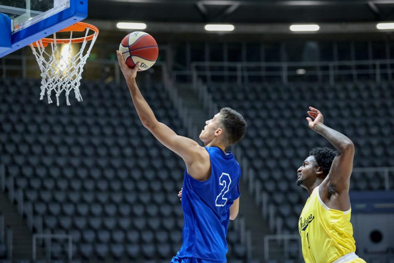 Zadar: Počeo je 20. memorijalni turnir Tomislav Knežević