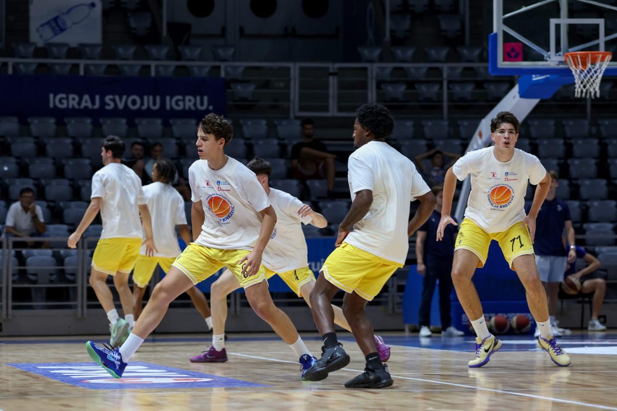 Zadar: Počeo je 20. memorijalni turnir Tomislav Knežević