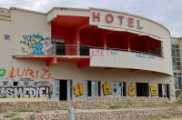 Jasenice: Napušteni hotel na odmorištu Marune Jasenice: Napušteni hotel na odmorištu Marune