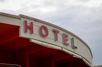 Jasenice: Napušteni hotel na odmorištu Marune Jasenice: Napušteni hotel na odmorištu Marune