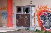 Jasenice: Napušteni hotel na odmorištu Marune Jasenice: Napušteni hotel na odmorištu Marune