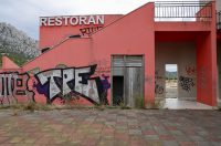 Jasenice: Napušteni hotel na odmorištu Marune Jasenice: Napušteni hotel na odmorištu Marune