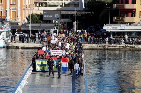 Zadar: Prosvjedni marš protiv fašizma
