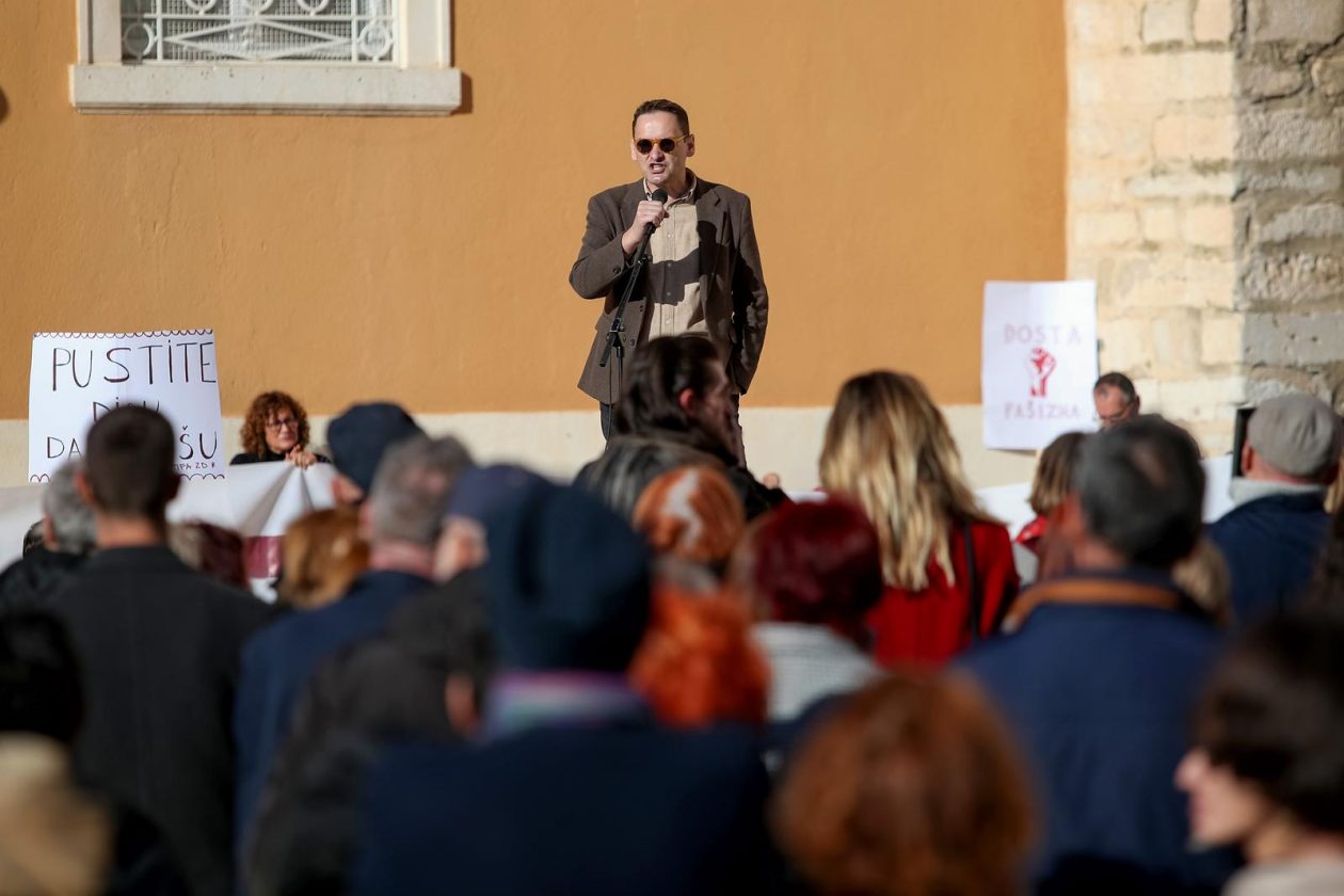Zadar: Prosvjedni marš protiv fašizma