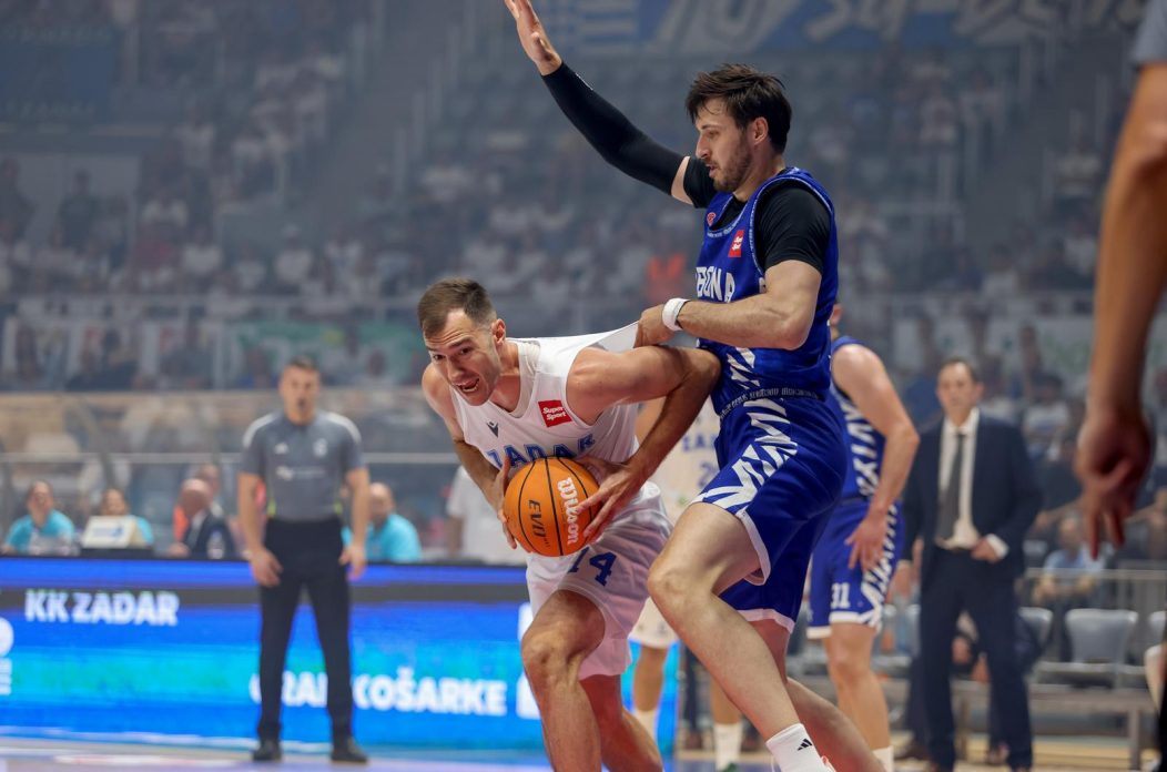 Zadar: Zadar i Cibona odigrali prvu utakmicu finala doigravanja SuperSport Premijer lige Zadar: Zadar i Cibona odigrali prvu utakmicu finala doigravanja SuperSport Premijer lige