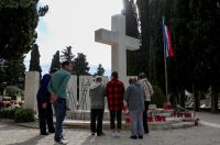 Zadar: Građani uređuju grobove uoči blagdana Svih svetih i Dušnog dana