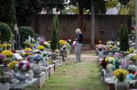 Zadar: Građani uređuju grobove uoči blagdana Svih svetih i Dušnog dana