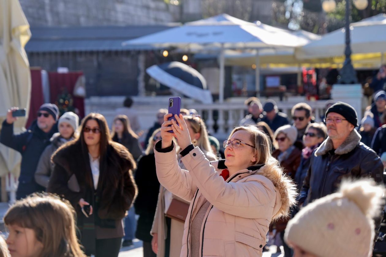 Jutarnji doček Nove godine uz ARTPOP – spektakularni tribute show posvećen Lady Gagi