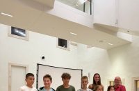 Polaznici i mentor Hristos Tolis_Projekcija filmova polaznika Kreativnih radionica za djecu i mlade