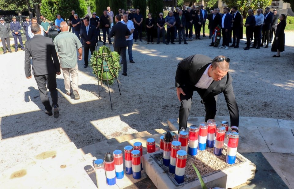 Predstavnici Općine Vir odali počast preminulima u Domovinskom ratu (3)