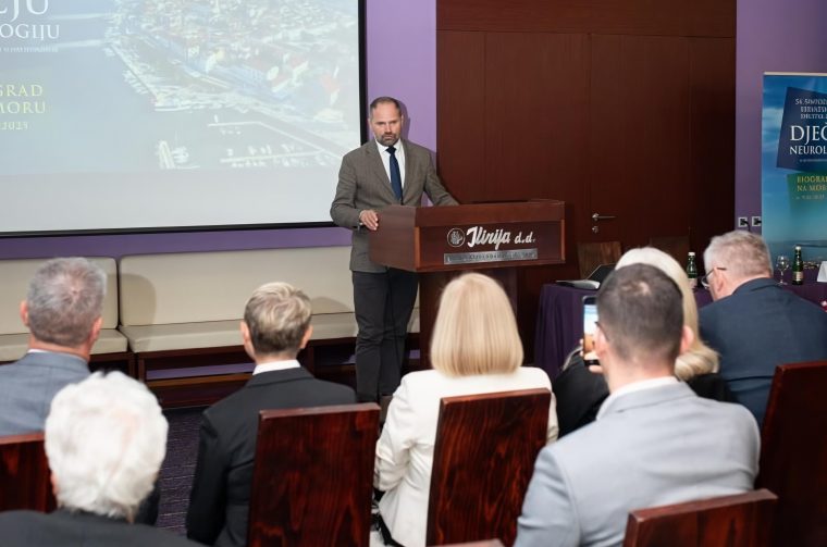 Robertino Dujela (1)