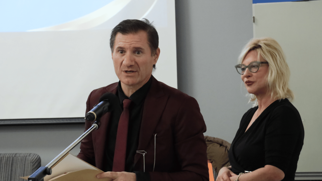 Dodjela nagrada Goran Bujić – Književnici novinari i Donat 2025 održana je u MMD Gradske knjižnice Zadar, u svečanoj atmosferi koja je okupila književnike, kulturne djelatnike i ljubitelje umjetnosti.