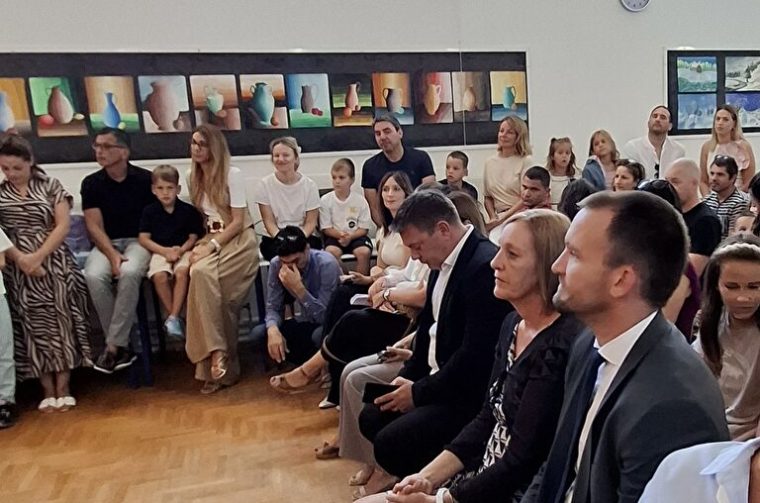 Šime Erlić posjetio OŠ Krune Krstića