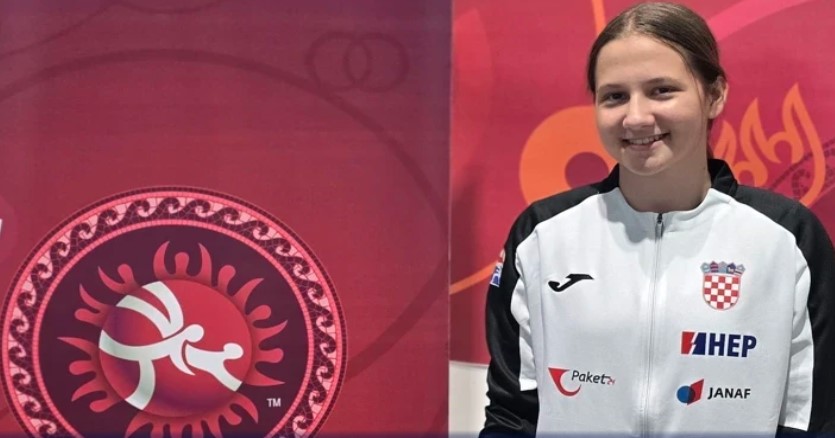 Emanuela Radas Emanuela Radas