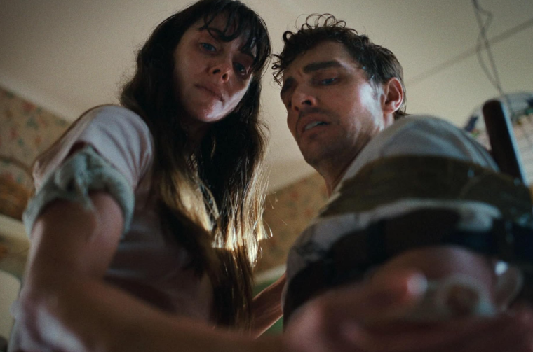 Together: Ljubavna body horor fuzija