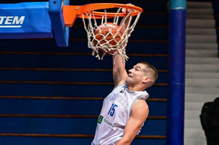 Toni Josipović, juniori