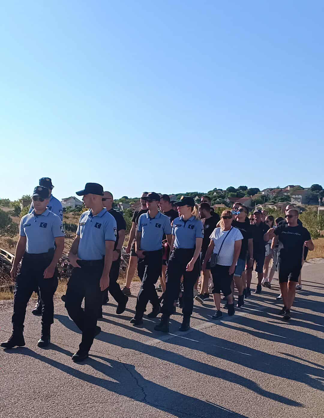 Tradicionalna 17. molitvena hodnja Koracima nade u istinu Bulić- Vukšić- Lišane Ostrovičke (34)