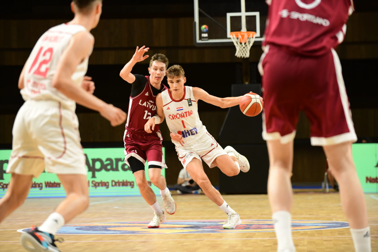 U20, Niko Šare