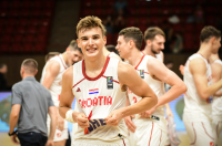 U20, Niko Šare