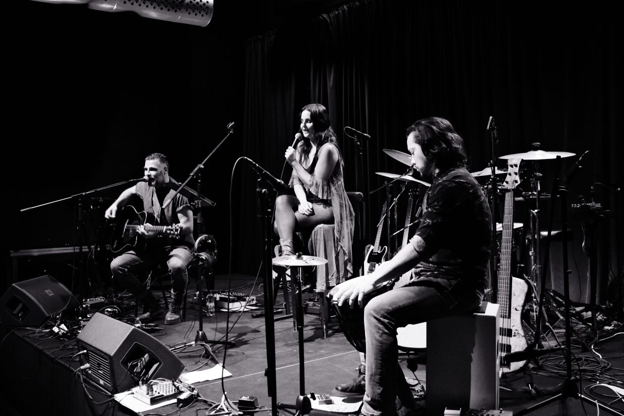 UrbofonLive_Grungelina_01_IveJurlina