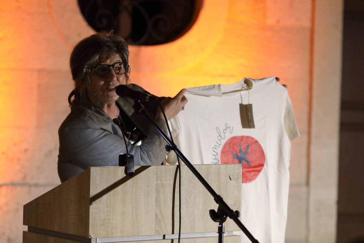 Voditeljica Vesna Matešić Voditeljica Vesna Matešić