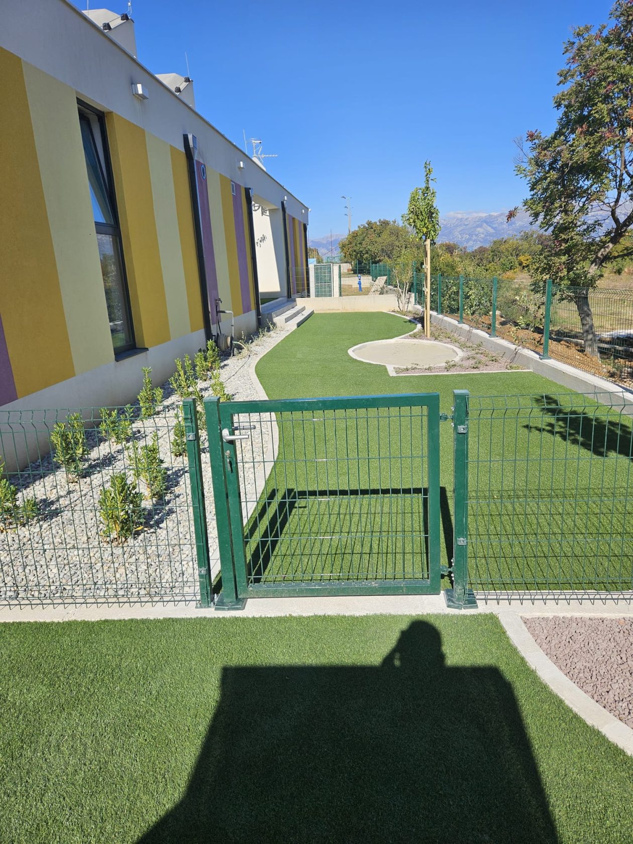 WhatsApp Image 2025-10-15 at 13.15.22_ea742469 WhatsApp Image 2025-10-15 at 13.15.22_ea742469