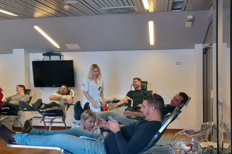 Darivanje krvi na Višnjiku