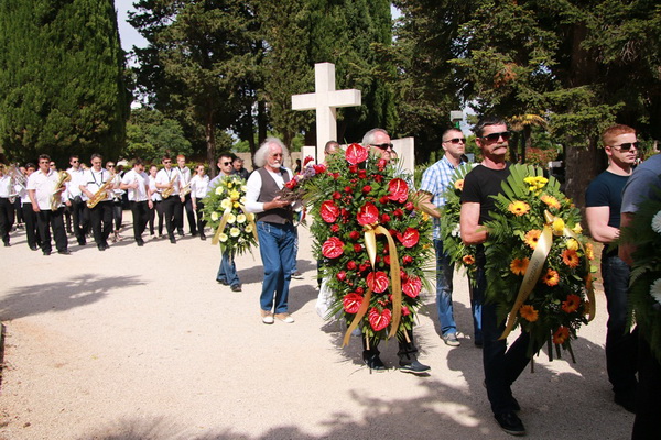 Posljednji ispraćaj zadarskog fotografa i umirovljenog satnika HV-a, Roberta Lerge na Gradskom groblju Zadar