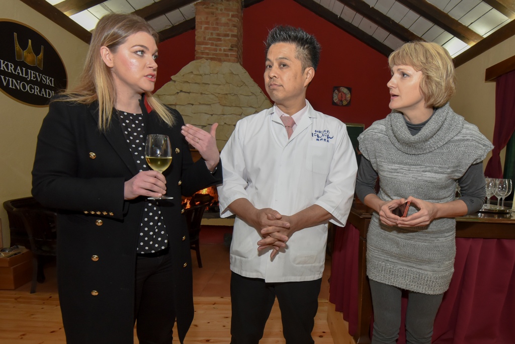 Tuna, sushi and wine festival: Ručak u Kraljevskim vinogradima Tuna, sushi and wine festival: Ručak u Kraljevskim vinogradima