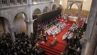 Posljednji ispraćaj nadbiskupa Marijana Oblaka