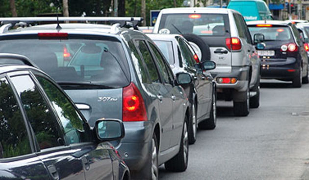 Kolona vozila (Foto: Index.hr)
