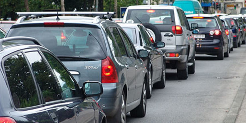 Kolona vozila (Foto: Index.hr) Kolona vozila (Foto: Index.hr)