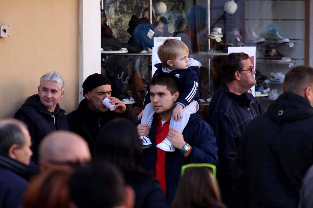 Vukovaru ZaDar na Narodnom trgu, foto: Iva Perinčić Vukovaru ZaDar na Narodnom trgu, foto: Iva Perinčić