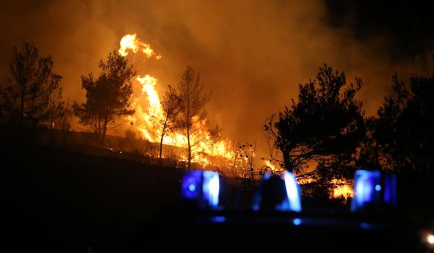 Požar u Klisu: vatra blizu kuća, vatrogasci kažu kako imaju sve pod kontrolom