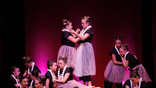 Igrajmo se: Zabranjeno mlađima od 15 strana A