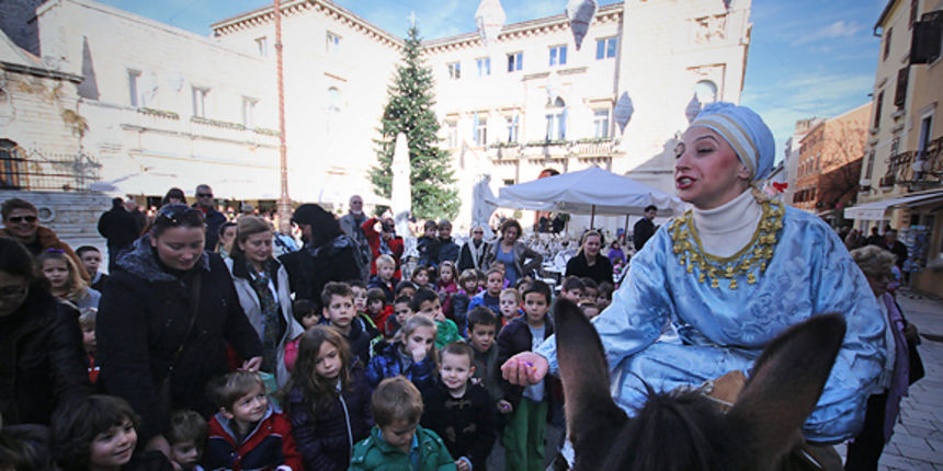 Sv.Luce u gradu (foto:Saša Čuka) Sv.Luce u gradu (foto:Saša Čuka)