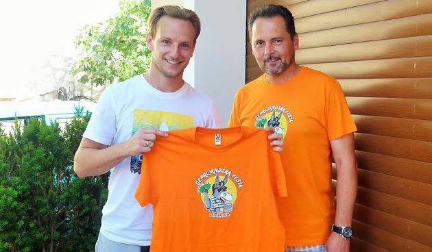 Ivan Rakitić i načelnik Općine Preko Karlo Novoselić