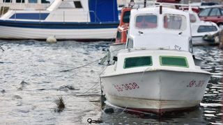 Sibenik – Zbog velike plime u gradu poplavio dio rive u starom dijelu grada Dolcu. Photo: Hrvoje Jelavic/PIXSELL