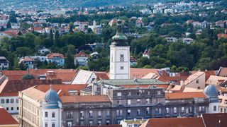 Pogled sa Zagrebačke katedrale na centar grada – Zagreb