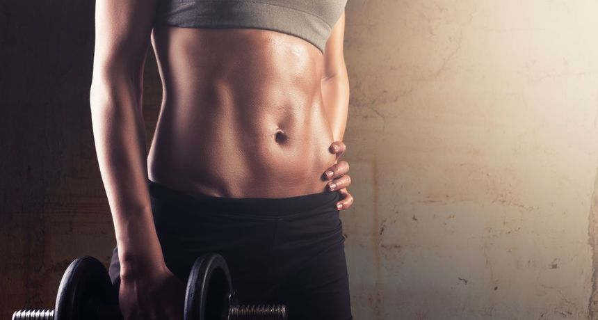 Isprobajte ovu super brzu rutinu za ruke i trbušnjake Isprobajte ovu super brzu rutinu za ruke i trbušnjake