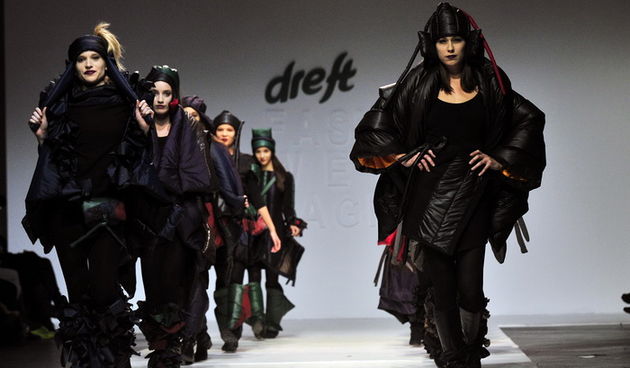 Zagreb, 241111.
Dreft Fashion Week revije pocele su u Hypo centru i prvi dan su svoje modele prezentirali: The Rodnik band, Petra i Maja Spoljar, Mara MiloglavMoretic,  Aba Tomicic, Irina Balen Garland, Karim Bonet, Milena Rogulj.
Na slici: Milena Rogulj.