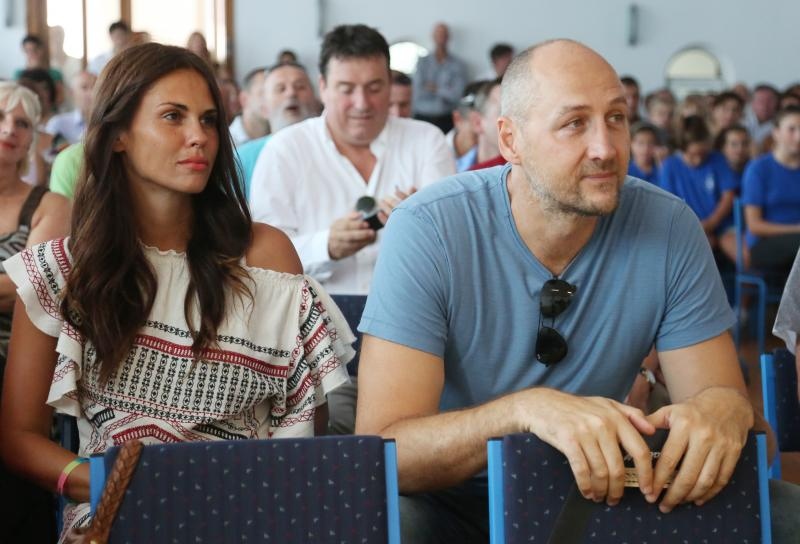 Stojko Vranković dobio nagradu za životno djelo Grada Drniša, Foto: Duško Jaramaz/PIXSELL