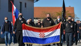 Škabrnja: Kolonom sjećanja obilježena je obljetnica stradavanja branitelja i civila Škabrnja: Kolonom sjećanja obilježena je obljetnica stradavanja branitelja i civila