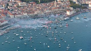 Splićani ispratili Olivera na posljednju plovidbu – fotografije iz zraka