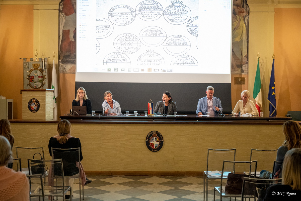 Znanstveni skup Dva glasa, jedna priča u Rimu Znanstveni skup Dva glasa, jedna priča u Rimu